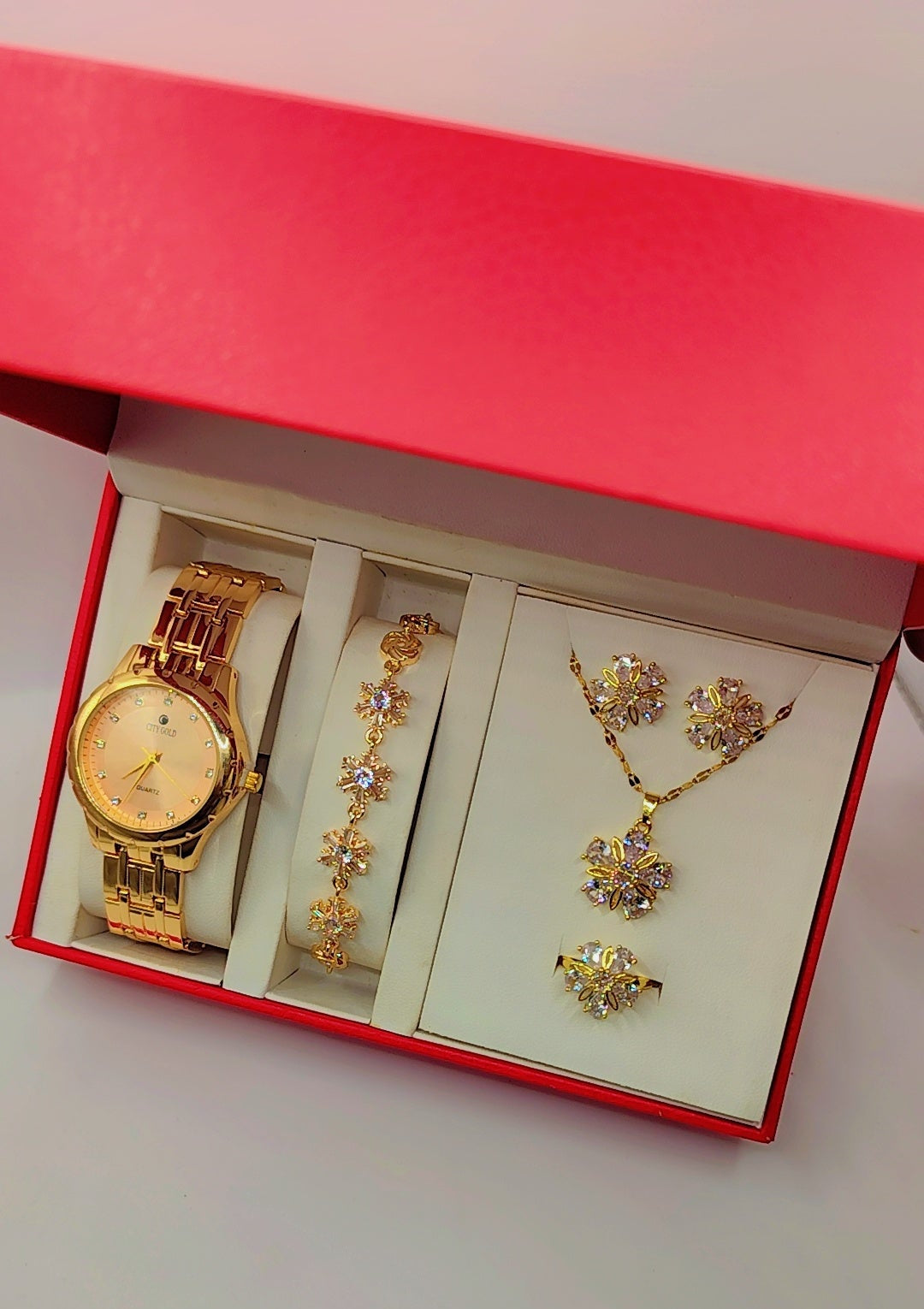 Coffret de bijoux de luxe pour femme aux motifs fleurs