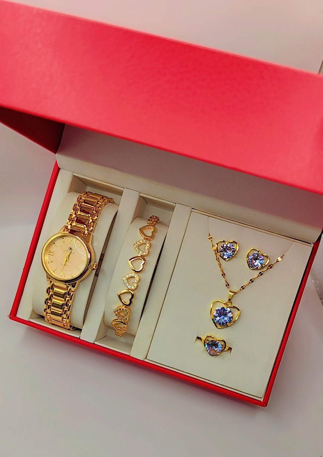 Coffret de bijoux de luxe pour femme aux motifs coeurs